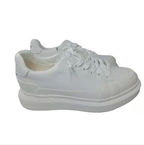 Vintage Havana Angela Sneaker Women's Size 8.5 Shoes White